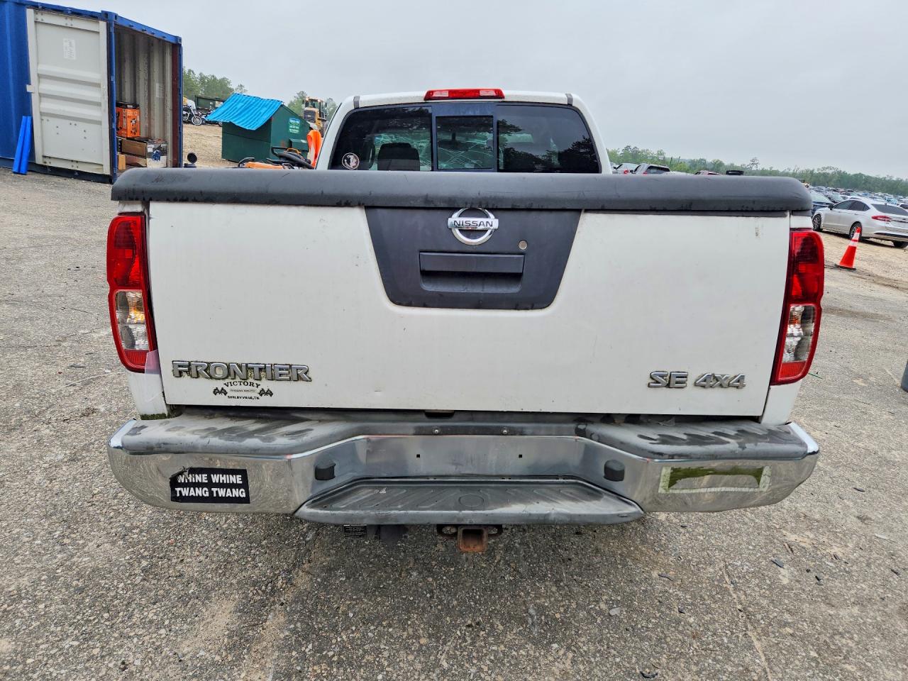 Nissan Frontier Se V6