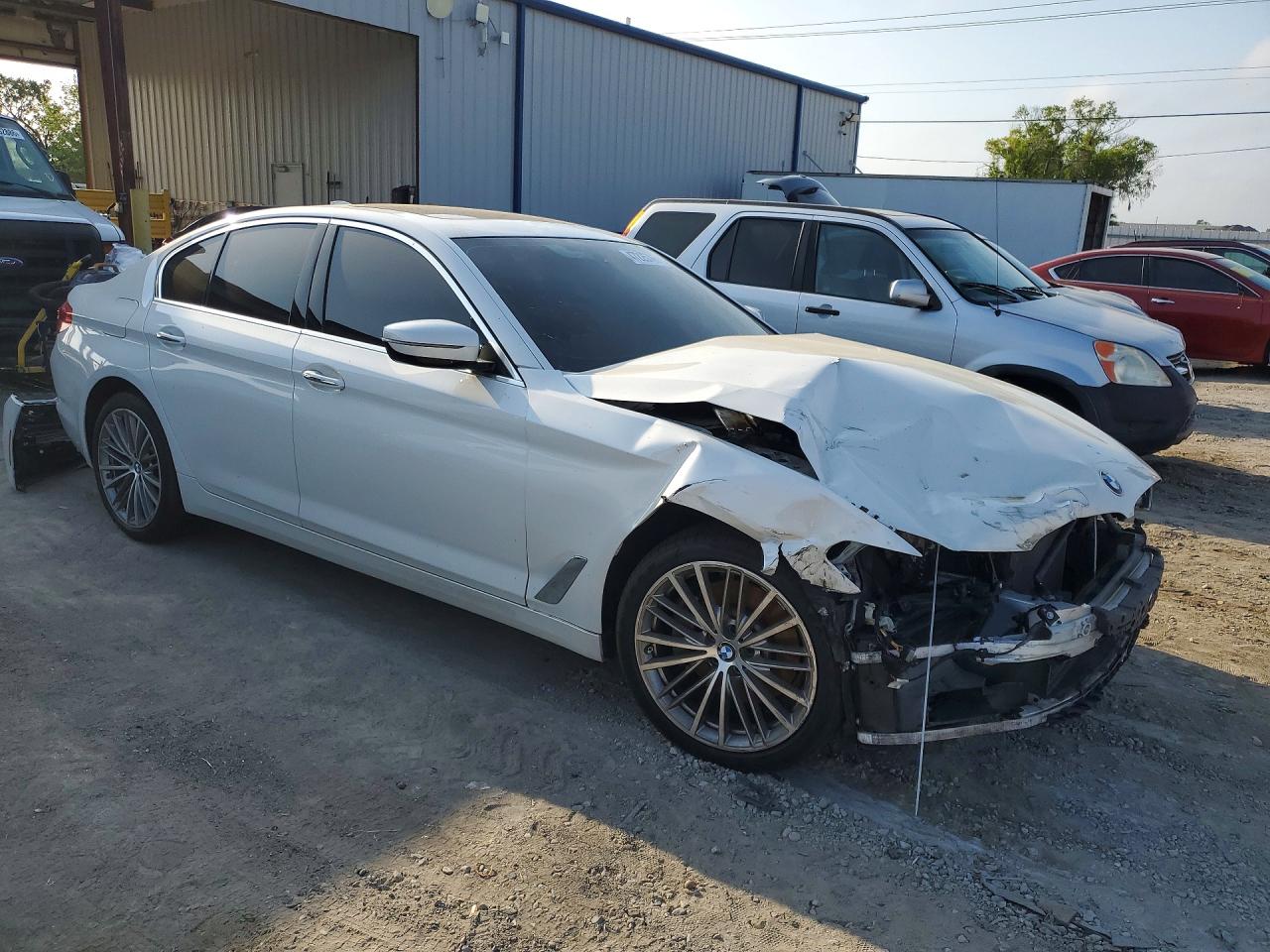 BMW 5 Series Xi