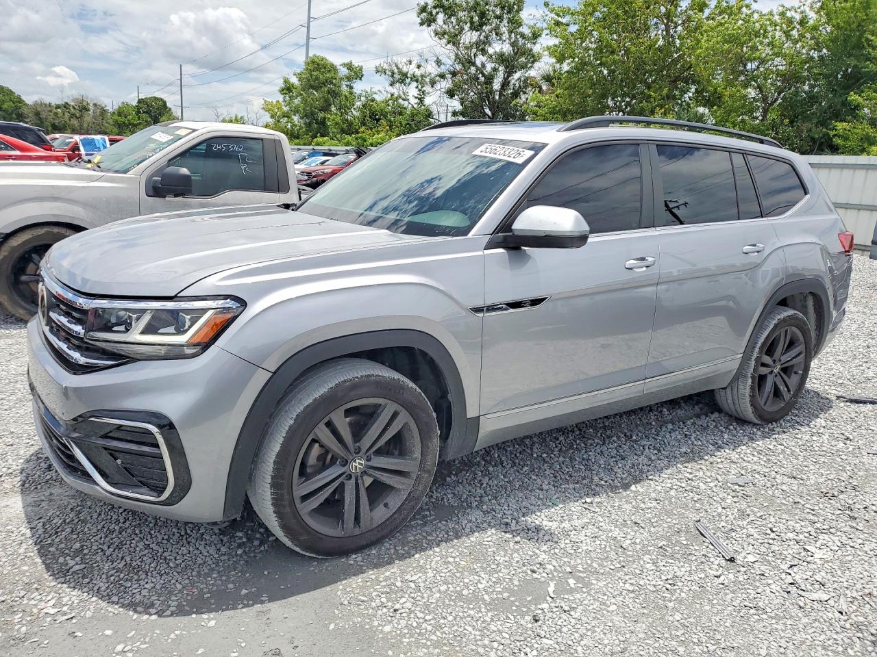 Salvage Volkswagen Atlas Image