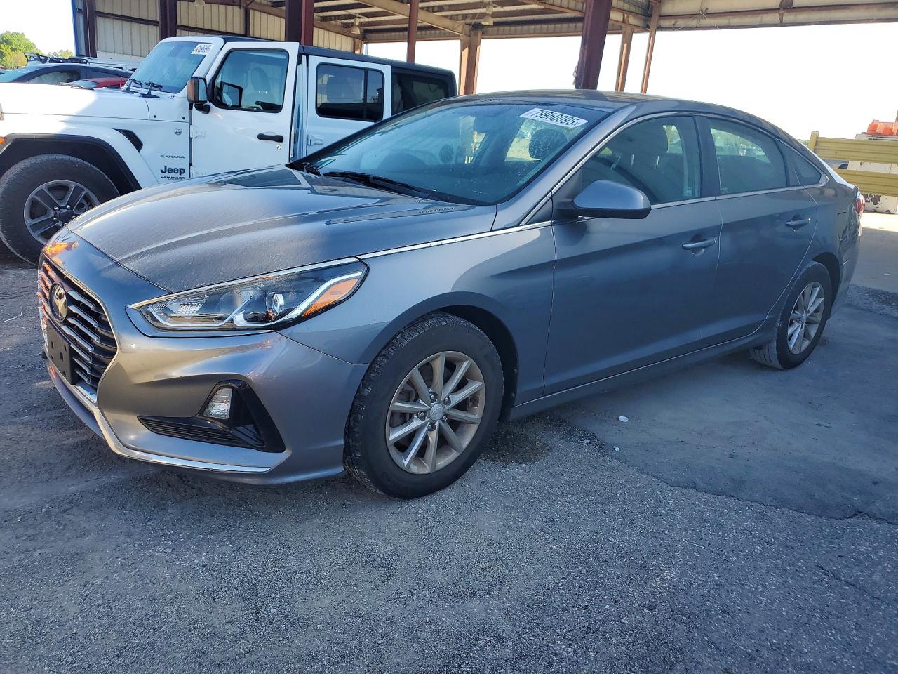Salvage Hyundai SONATA Image
