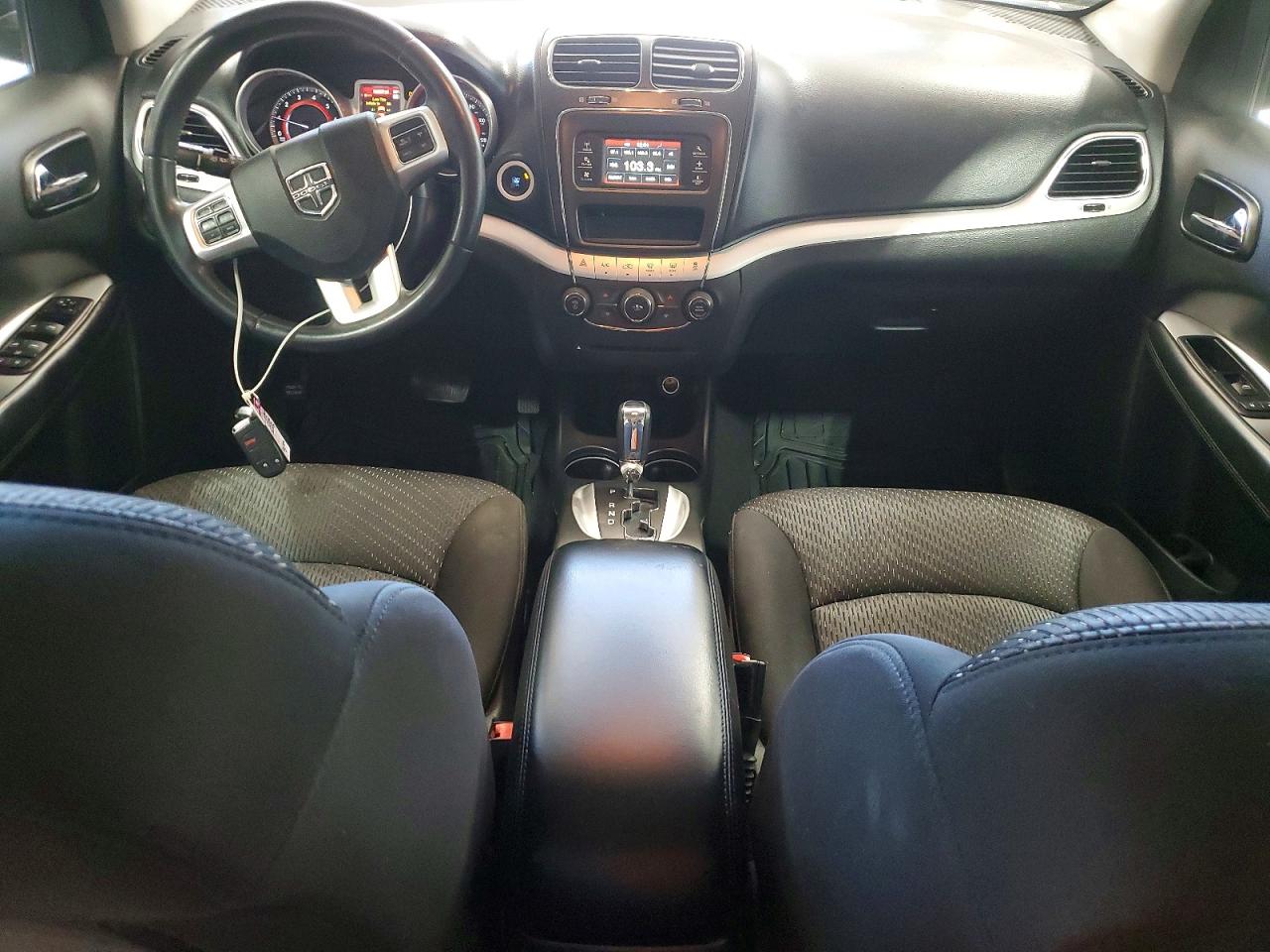 Dodge Journey Se