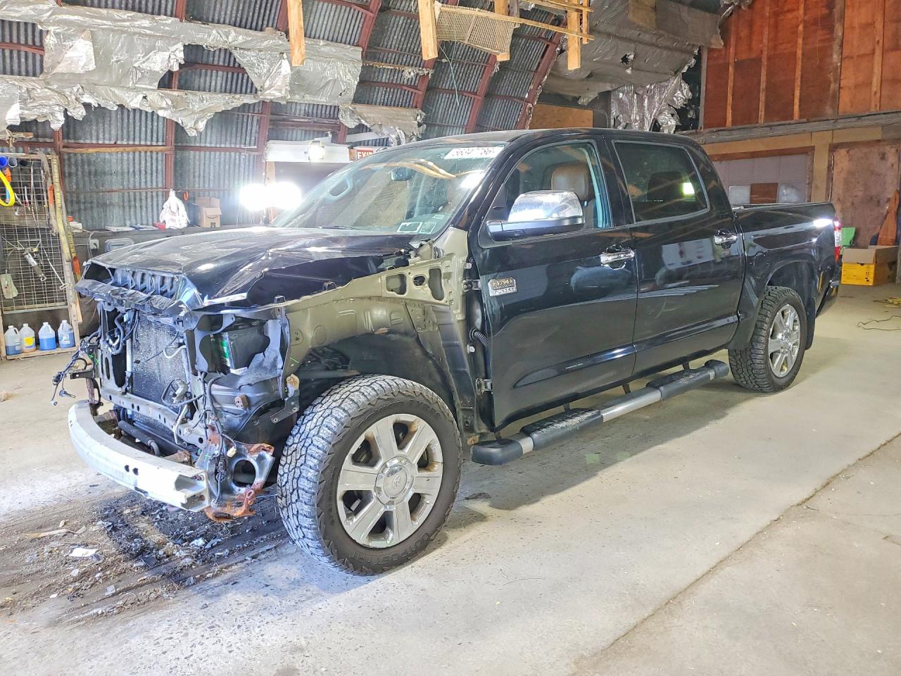 Salvage Toyota Tundra Image