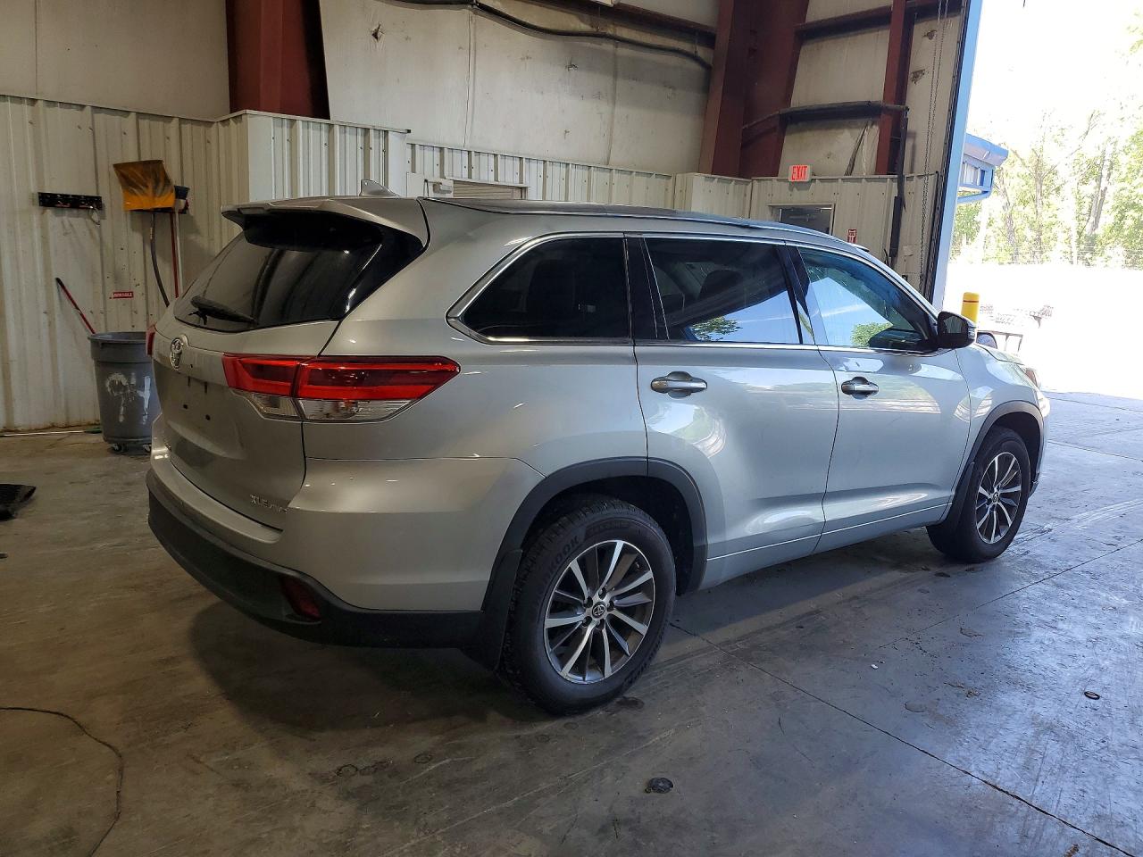 Toyota Highlander Xle
