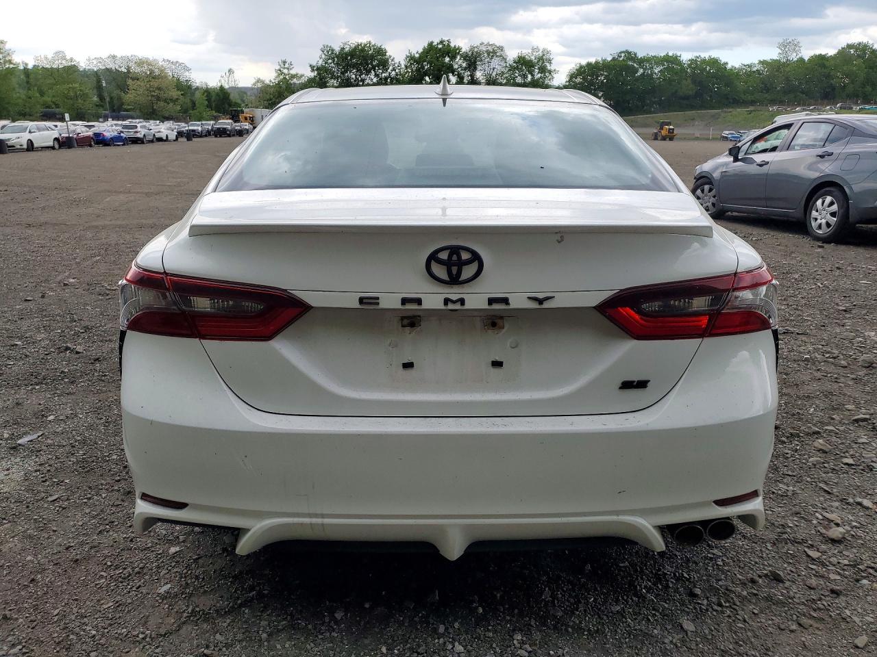 Toyota Camry Se
