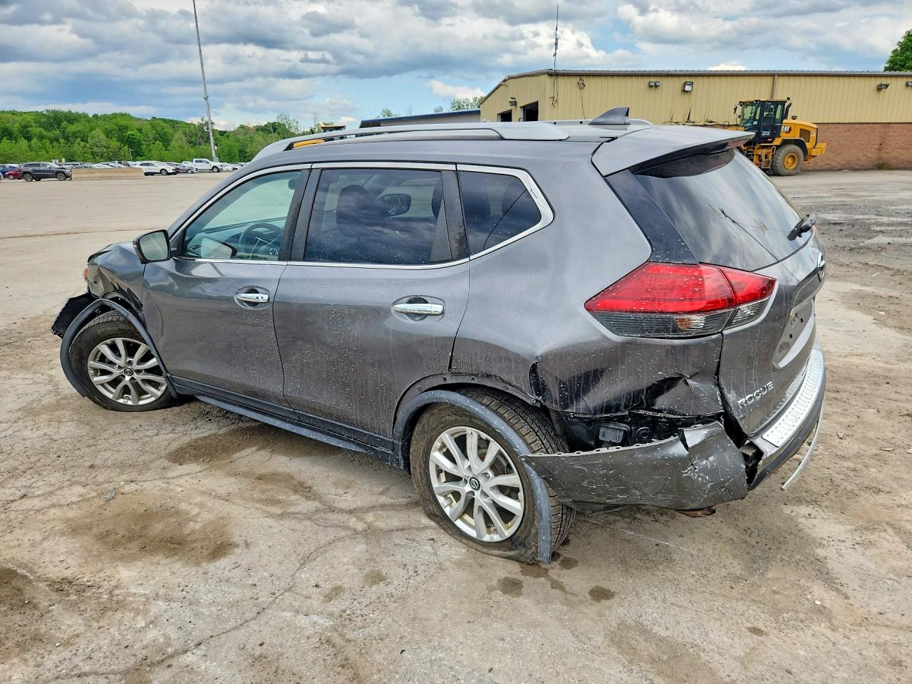 Nissan Rogue Sv