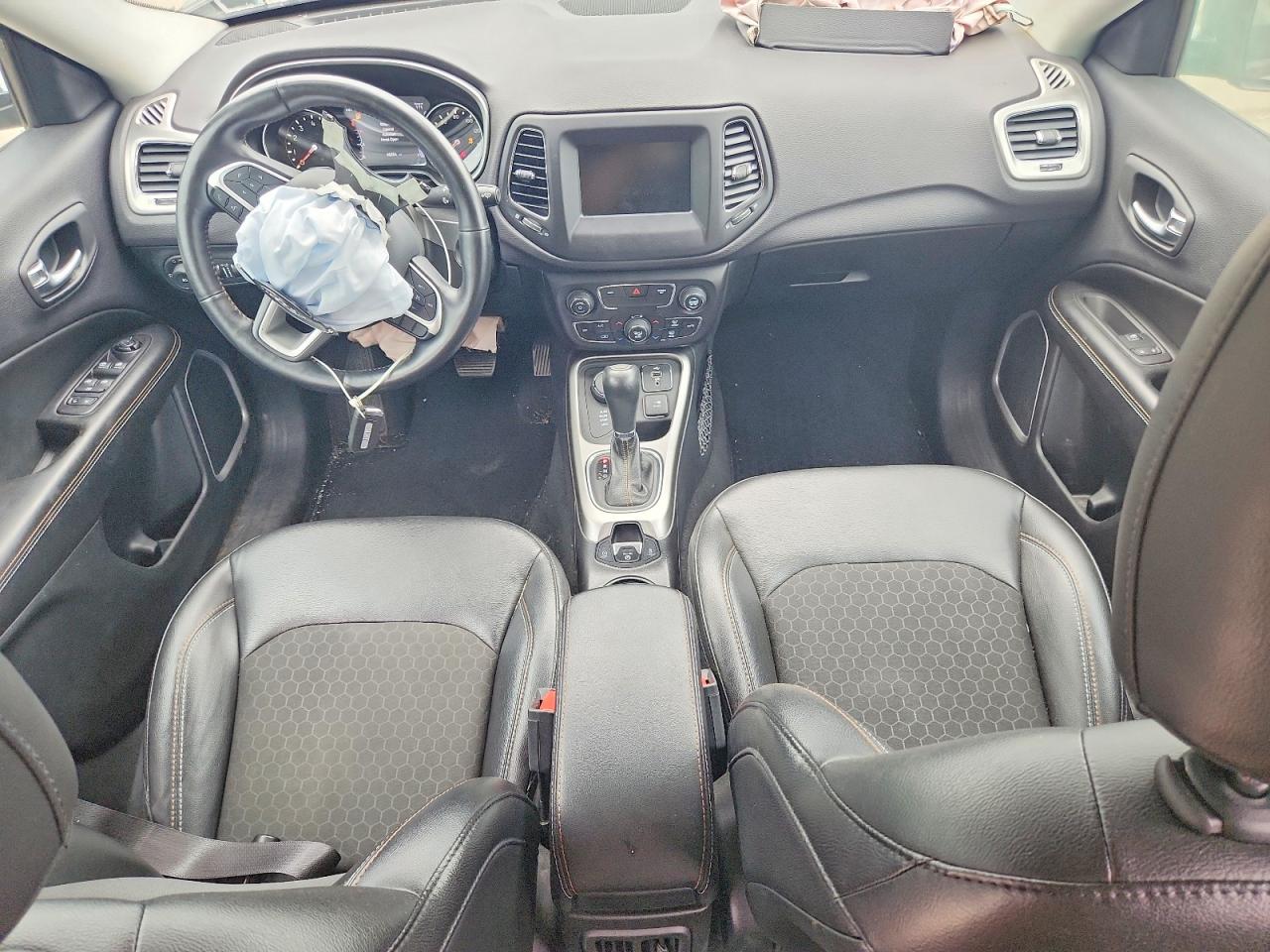 Jeep Compass Latitude