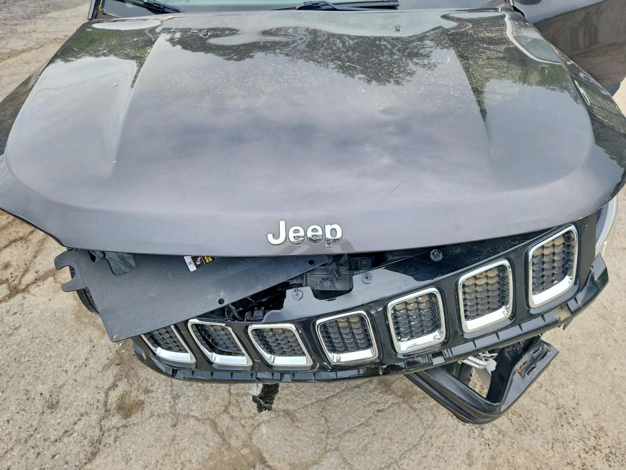 Jeep Compass Latitude