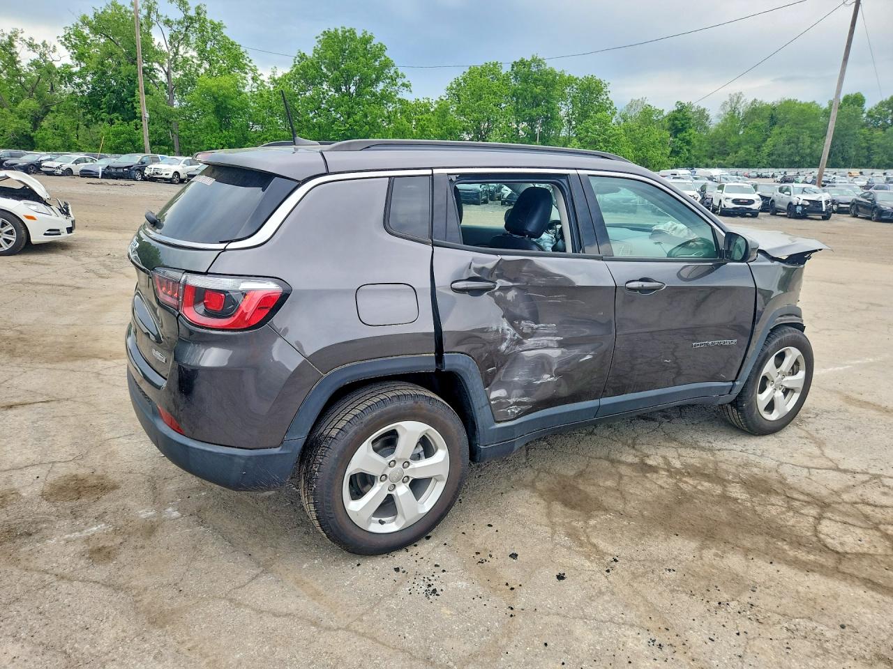 Jeep Compass Latitude