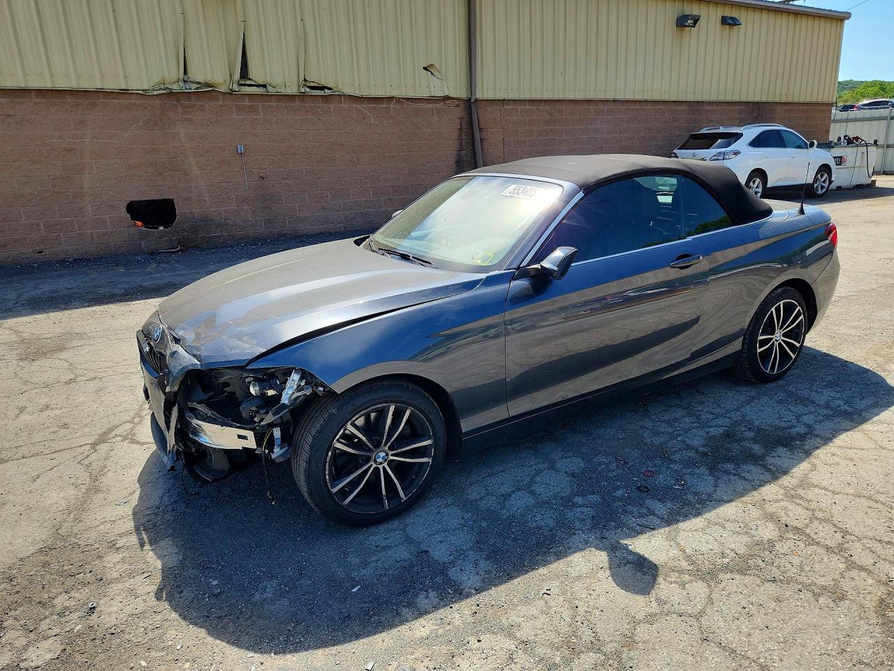 Salvage BMW 2 Series Image
