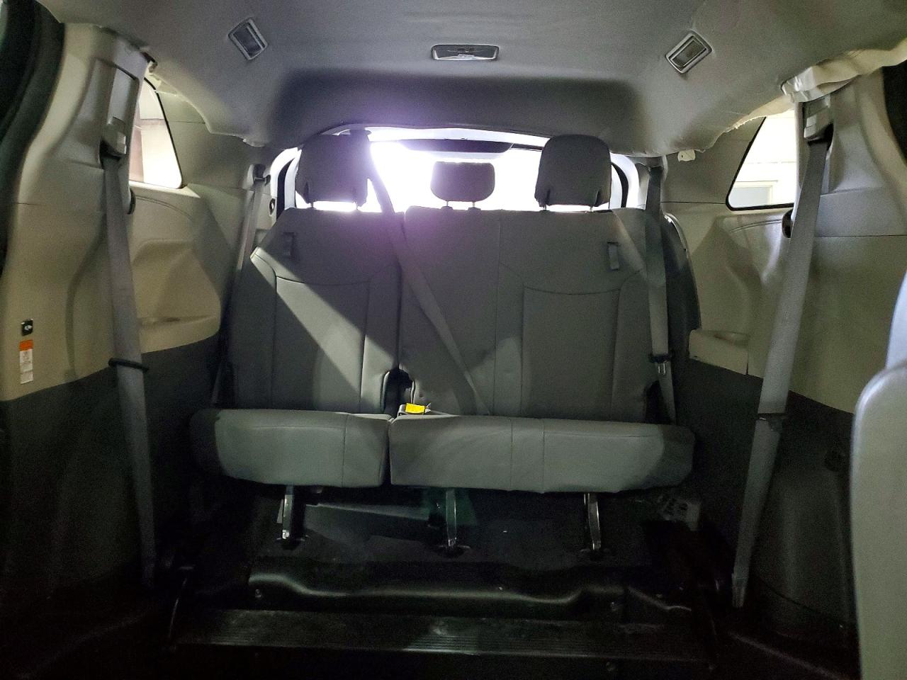 Toyota Sienna Xle