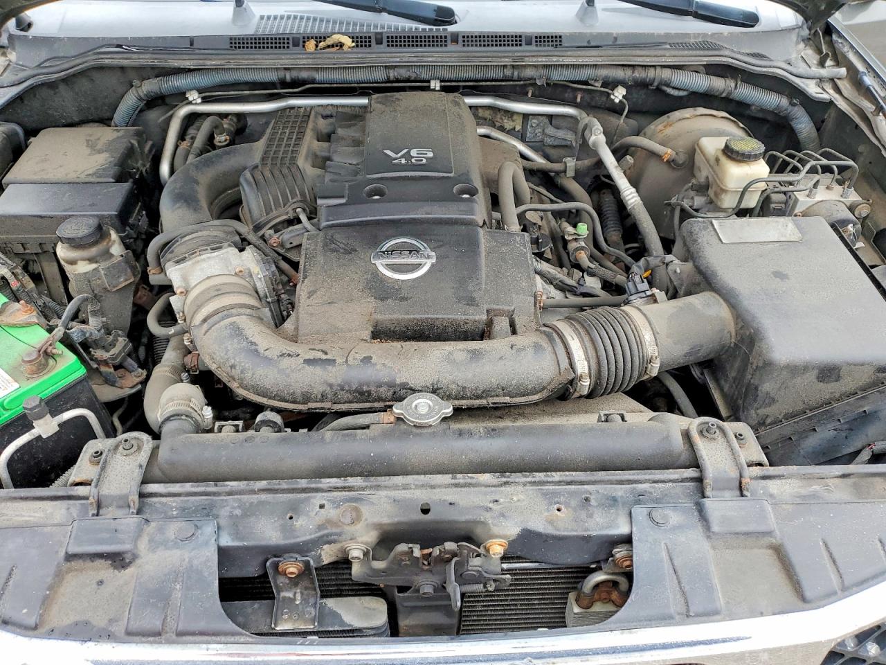 Nissan Frontier Se V6