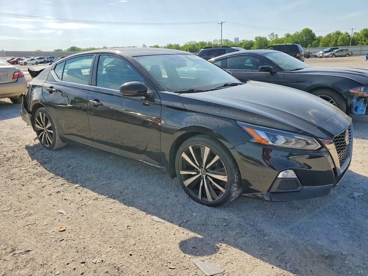 Nissan Altima Sr