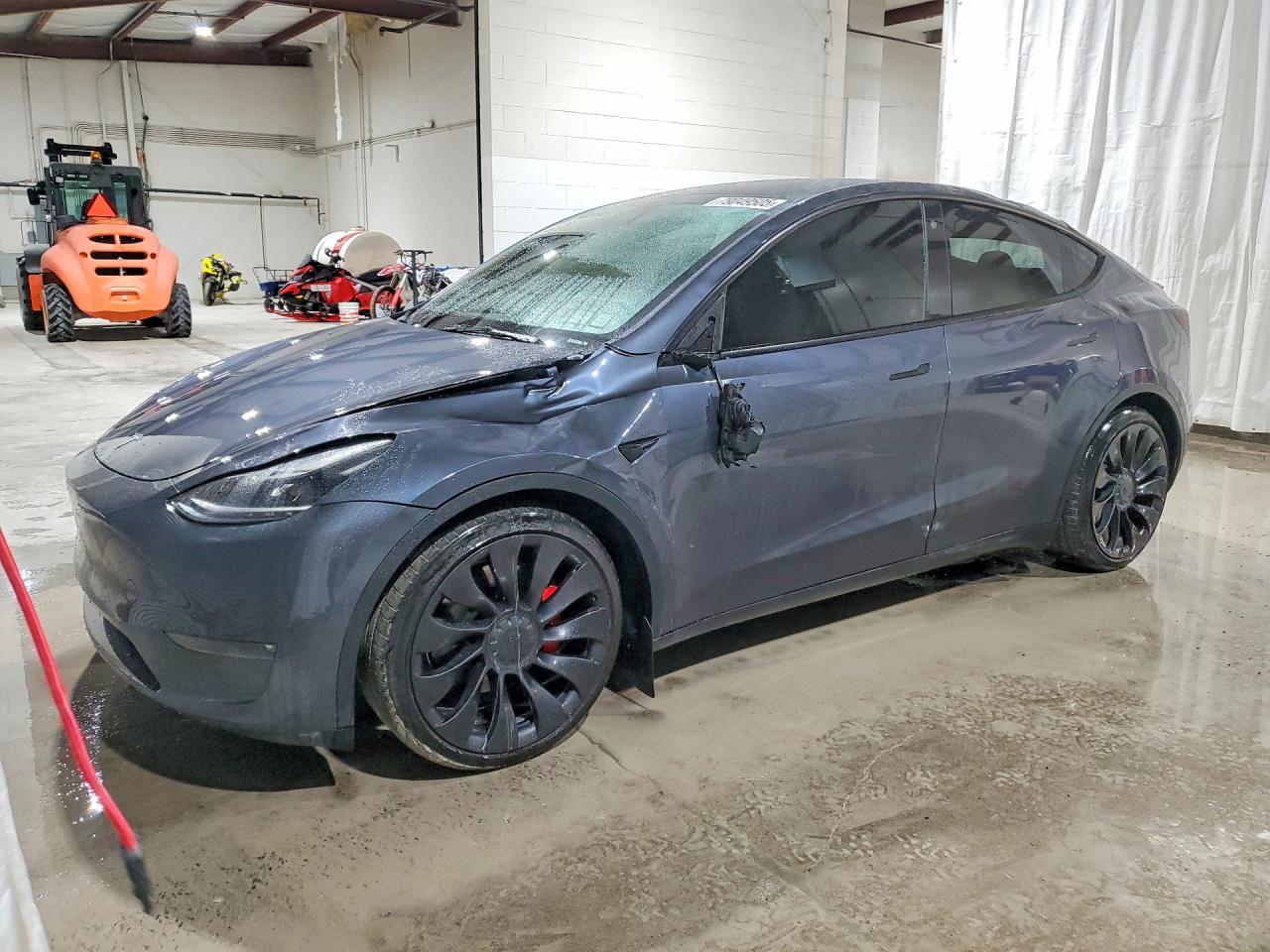 Salvage Tesla Model Y Image