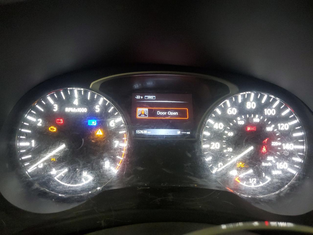 Nissan Pathfinder S