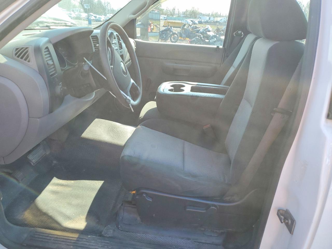 Chevrolet Silverado C1500