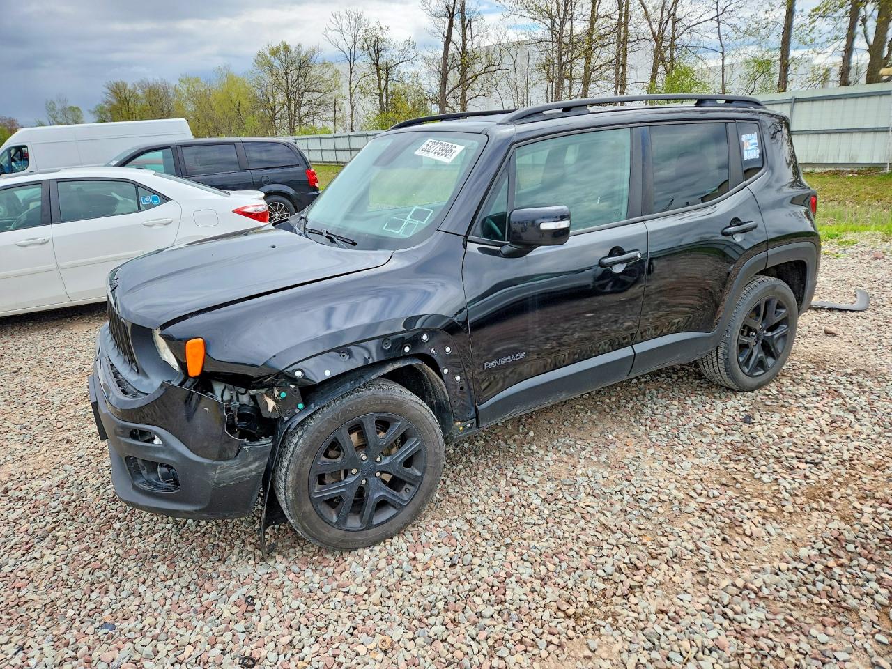 Salvage Jeep Renegade Image