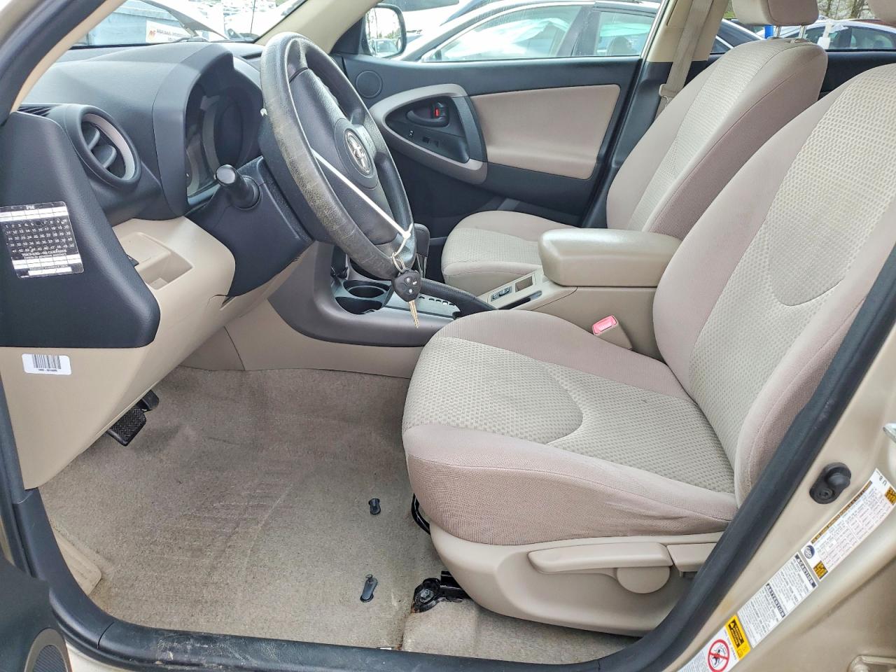 Toyota RAV4 Base
