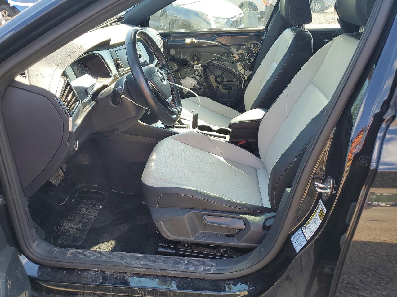 Volkswagen Jetta S