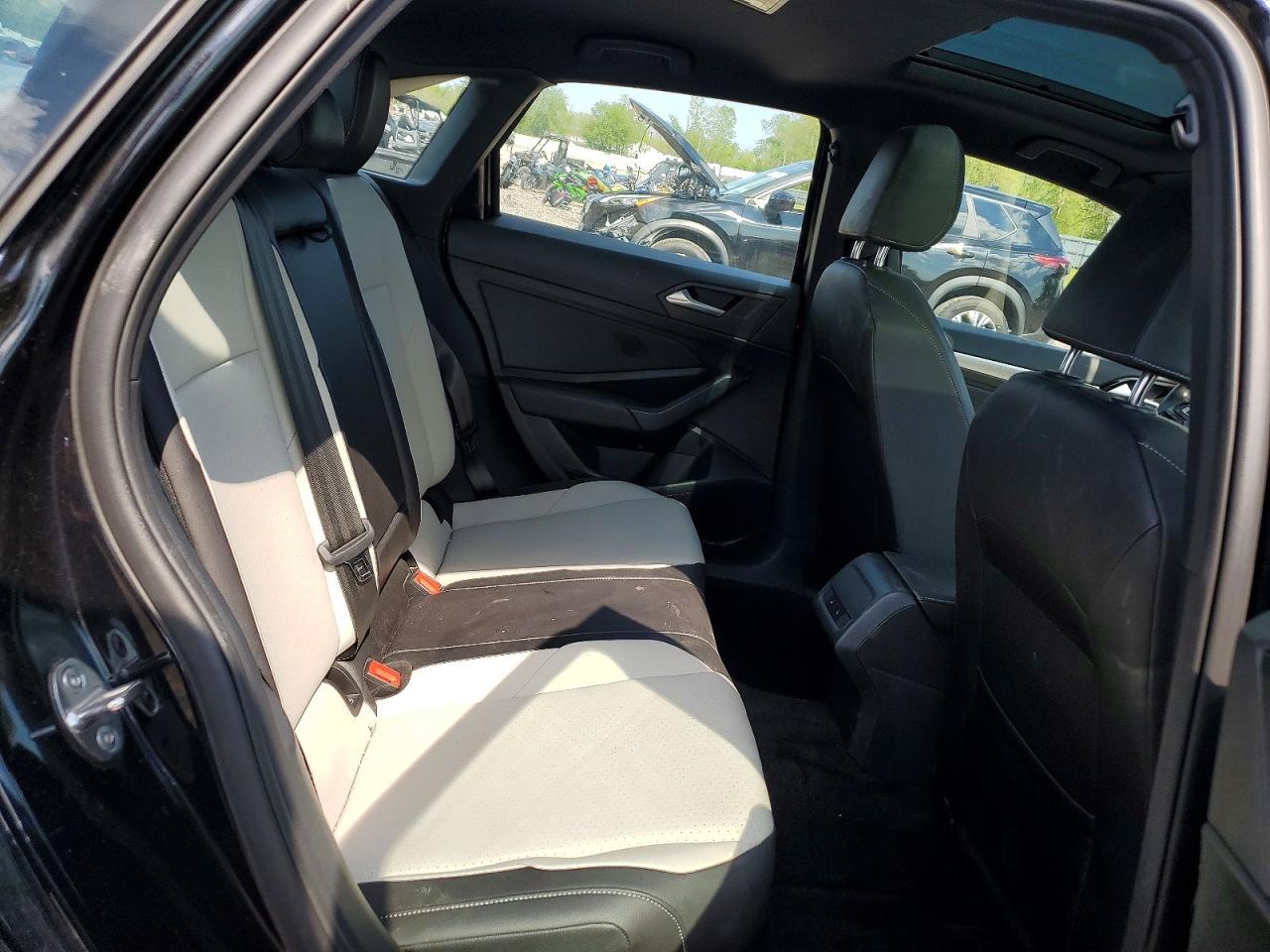 Volkswagen Jetta S