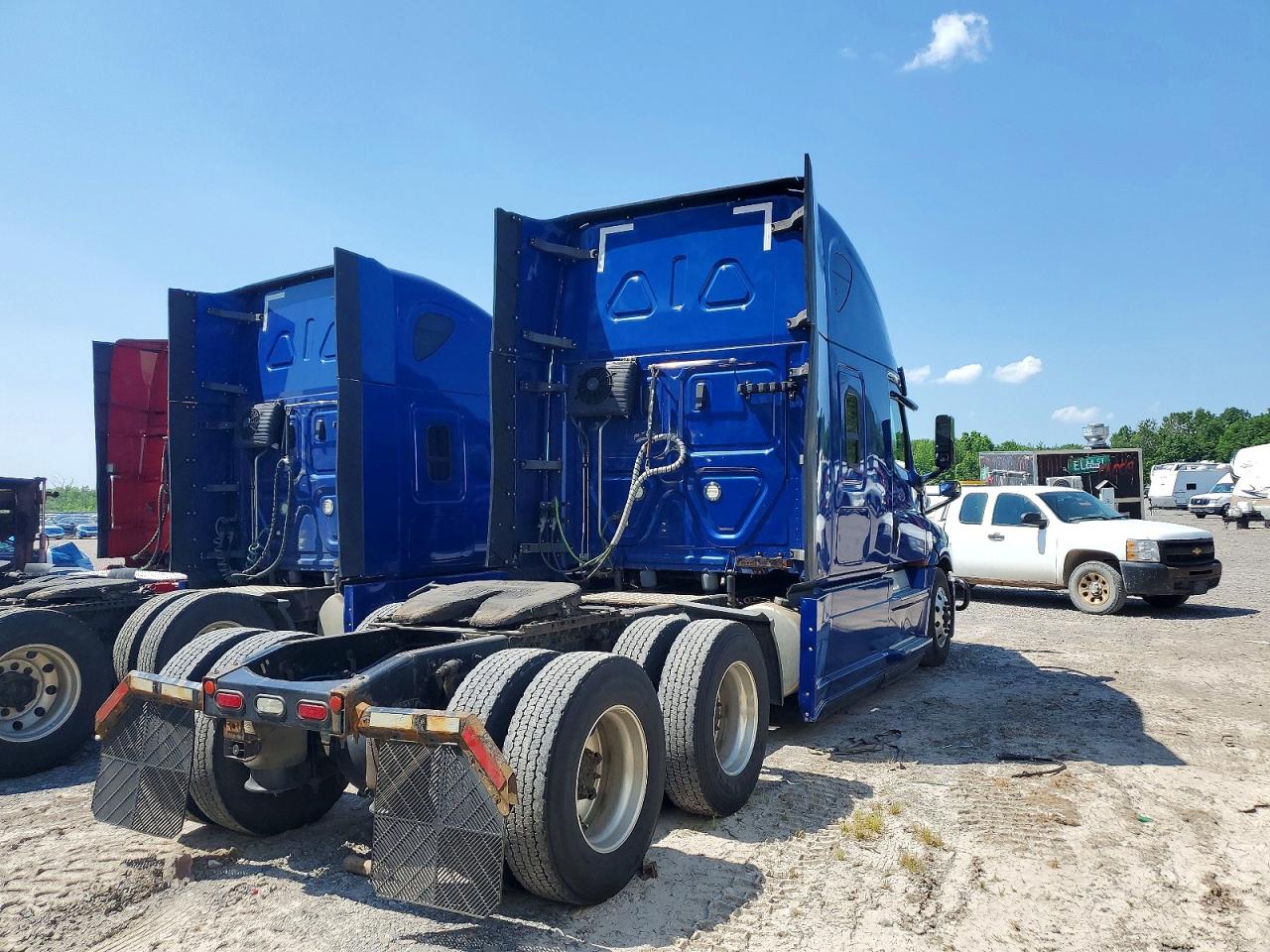 Freightliner Cascadia 126
