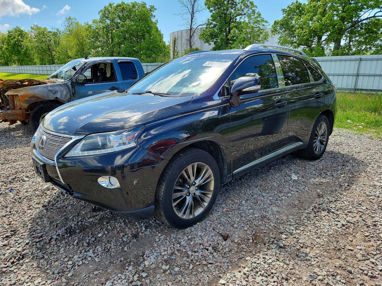 Salvage Lexus RX Image