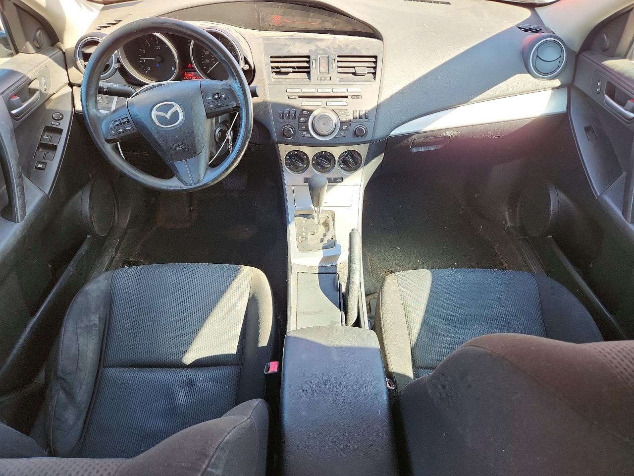 Mazda 3 I