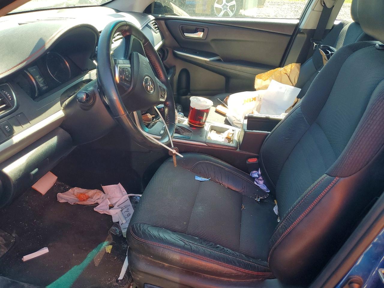Toyota Camry Se