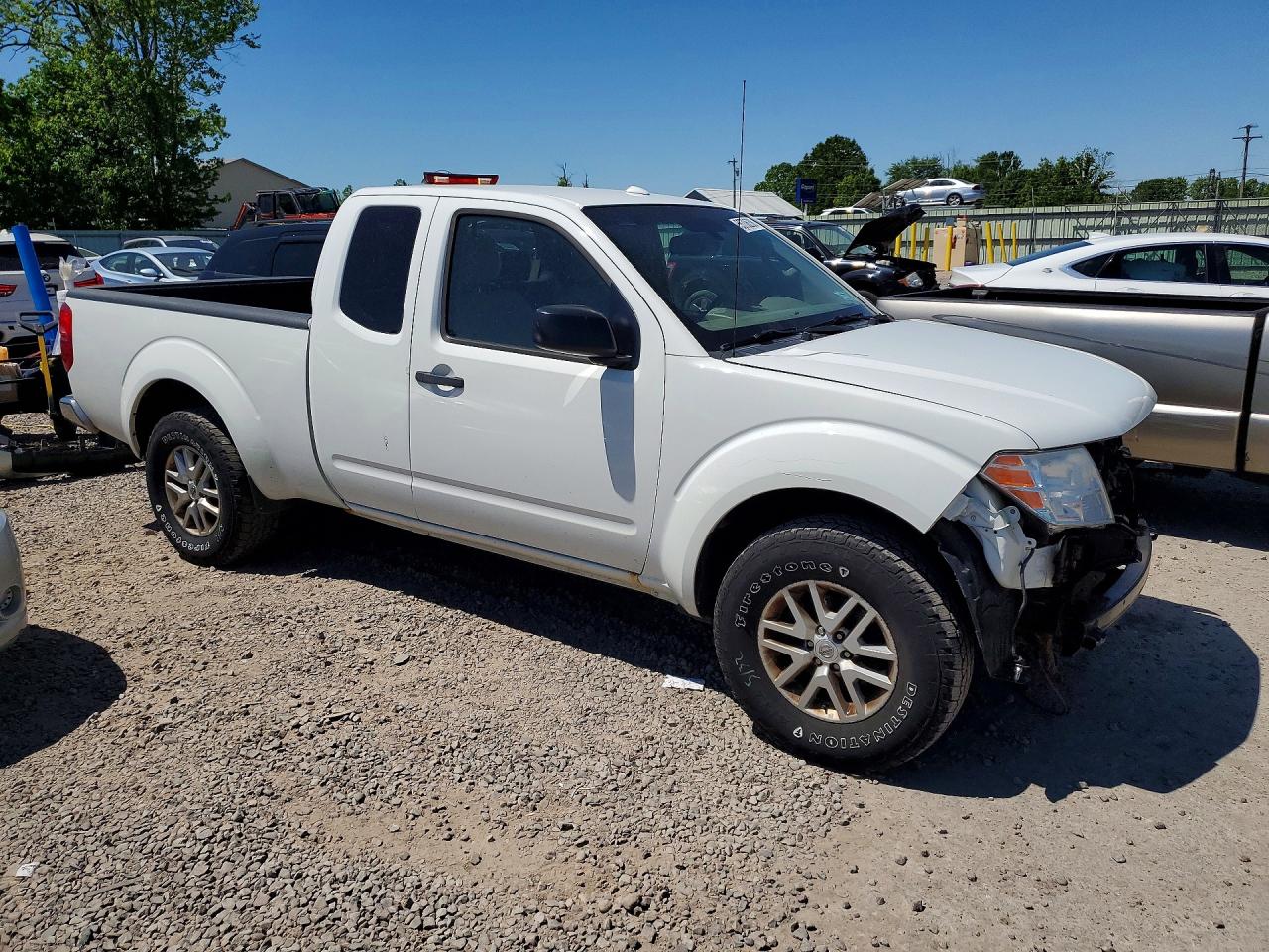 Nissan Frontier Sv V6