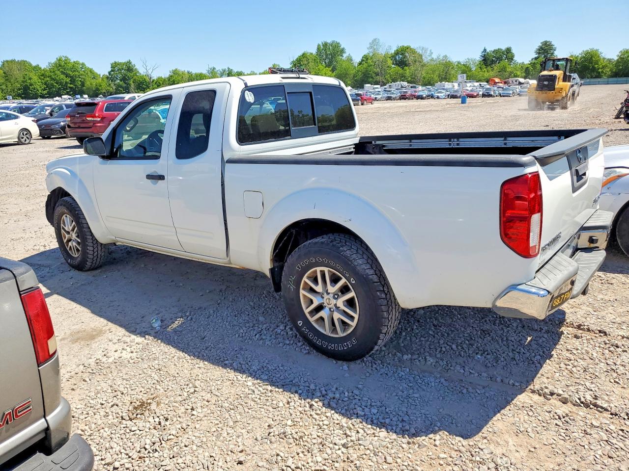 Nissan Frontier Sv V6