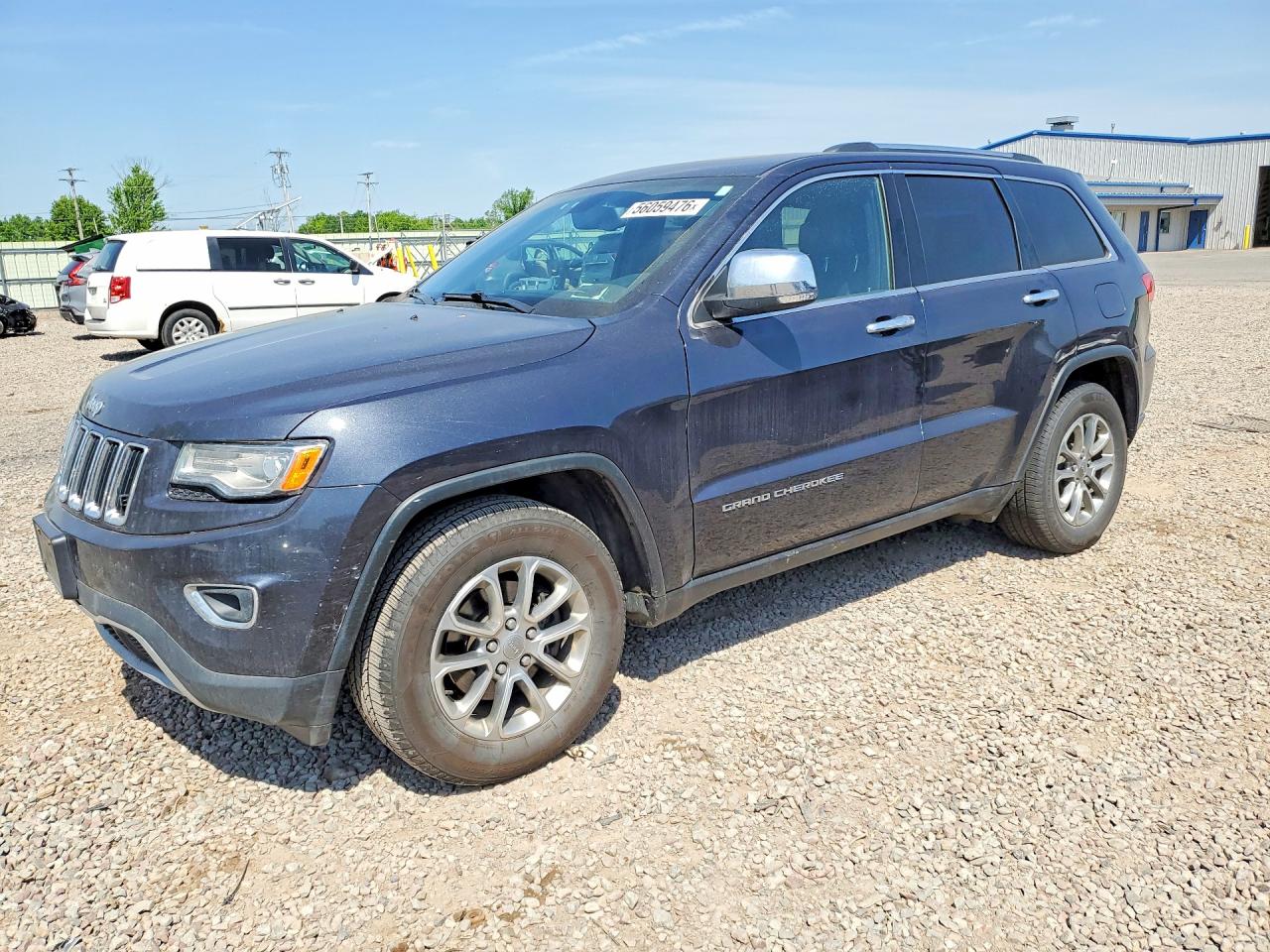 Salvage Jeep Cherokee Image