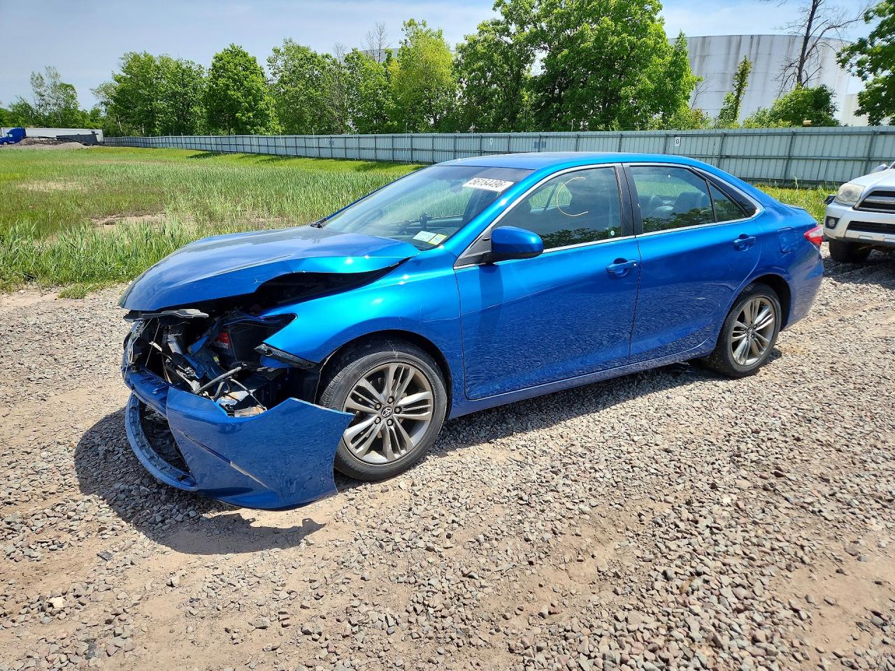 Salvage Toyota Camry Image