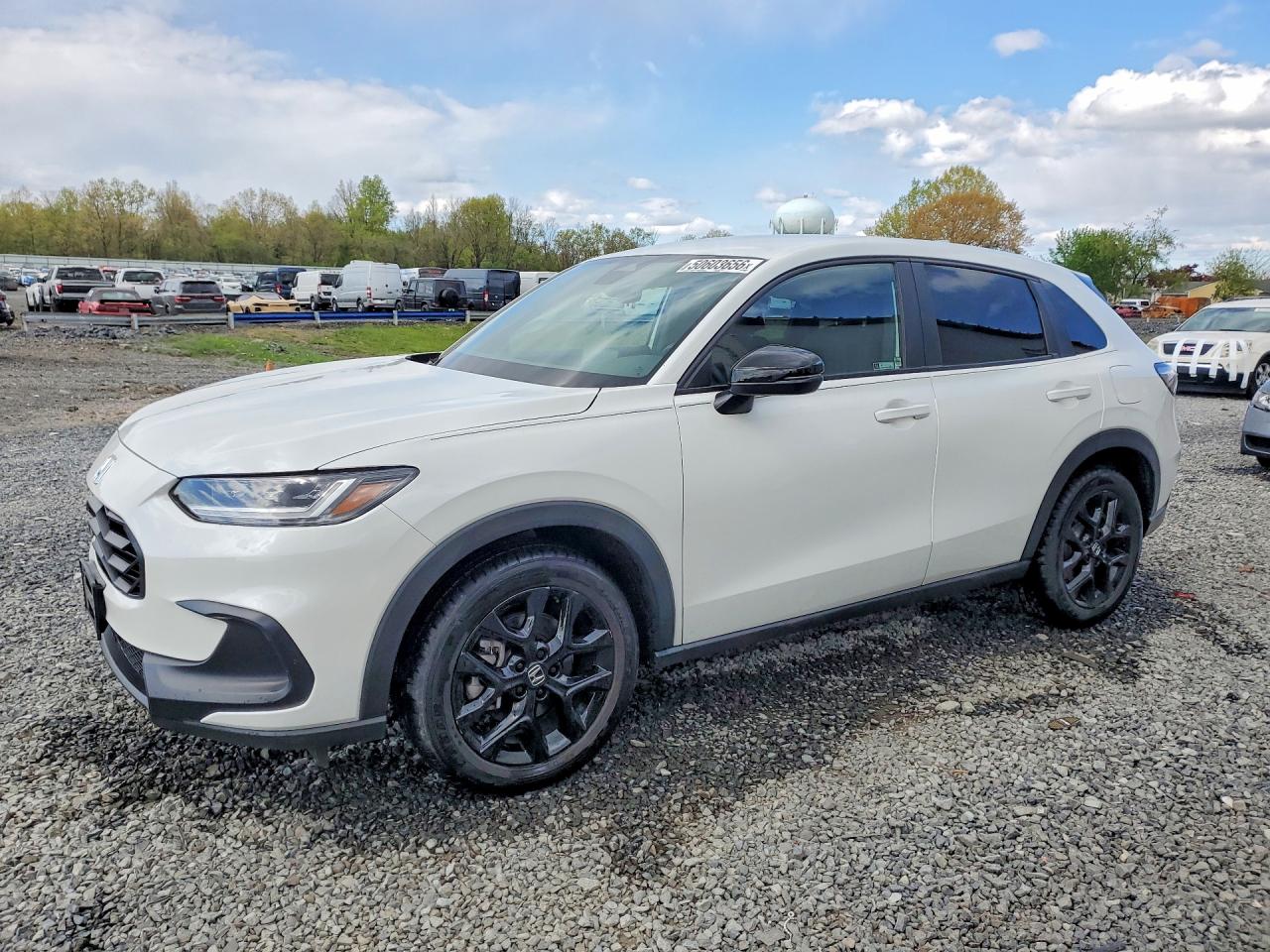 Salvage Honda HR-V Image