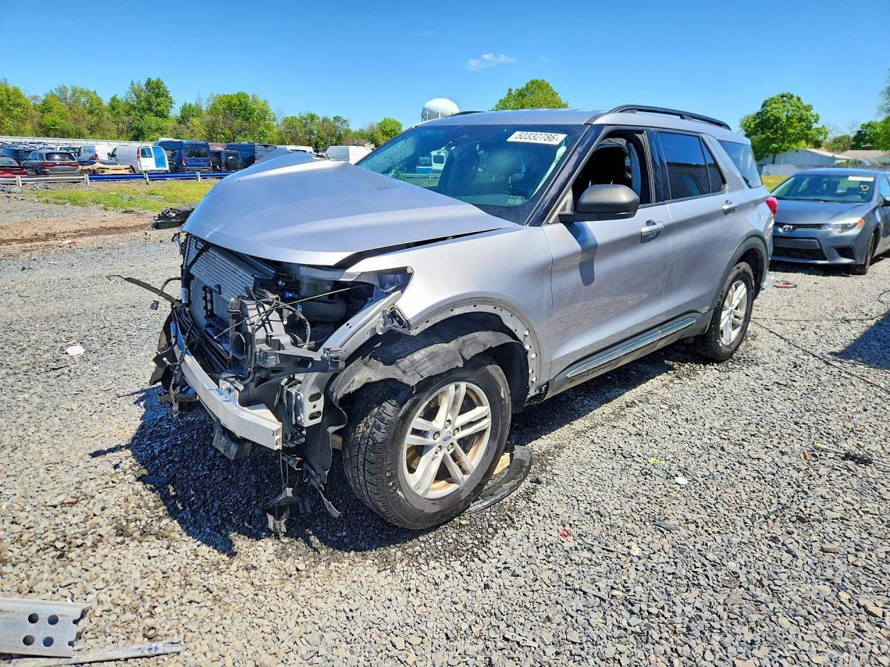 Salvage Ford Explorer Image