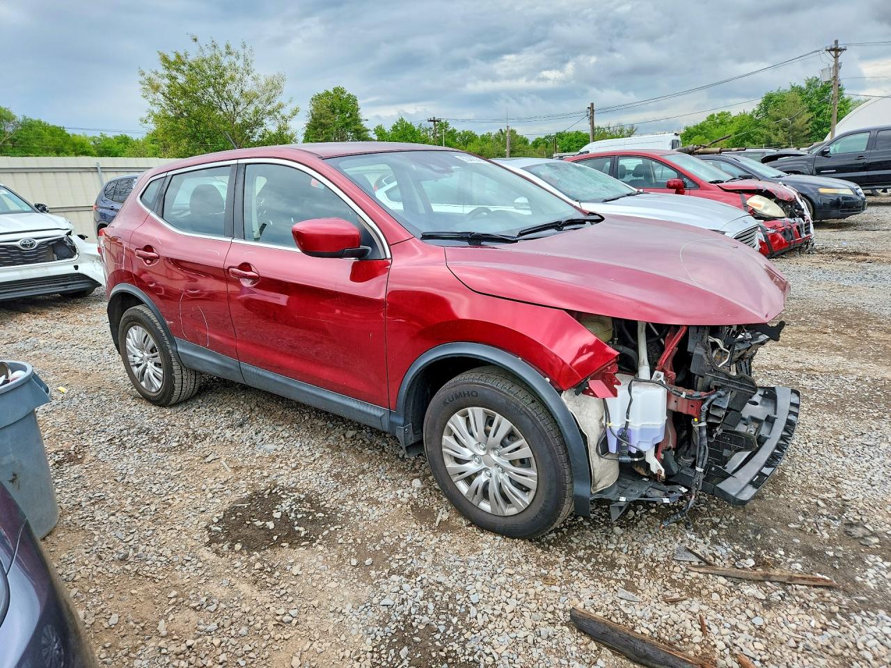 Nissan Rogue S