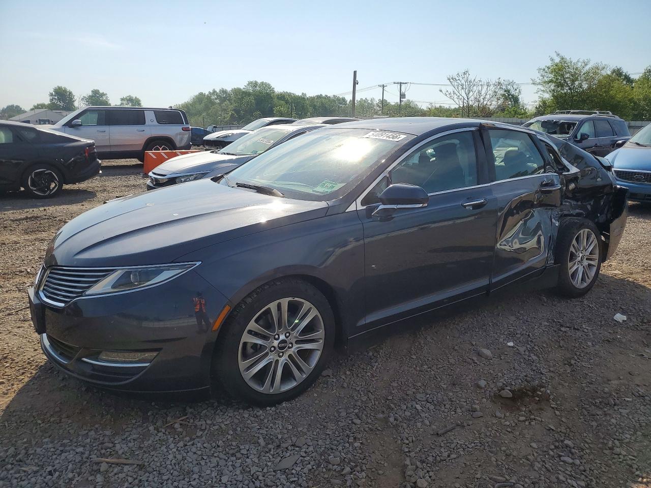 Salvage Lincoln MKZ Image