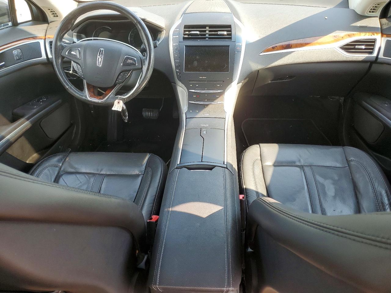 Lincoln MKZ