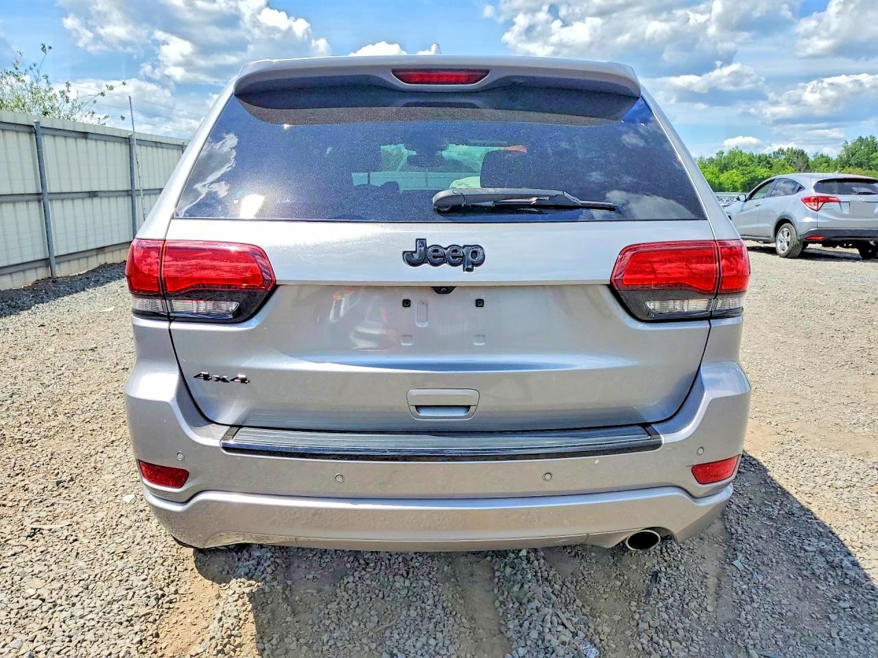 Jeep Cherokee Laredo