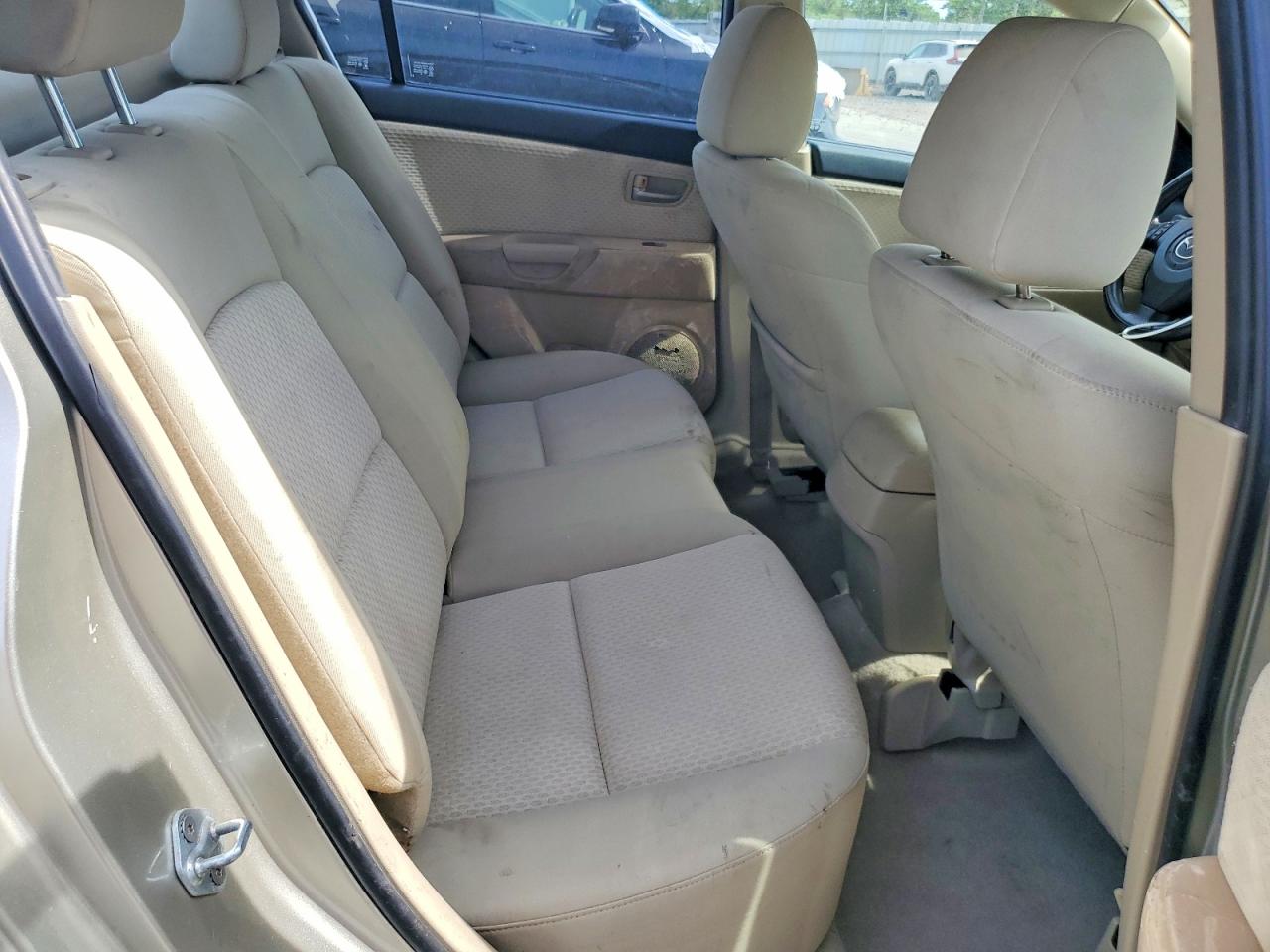 Mazda 3 I