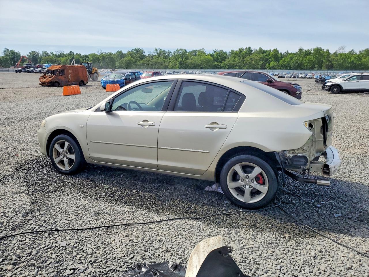 Mazda 3 I