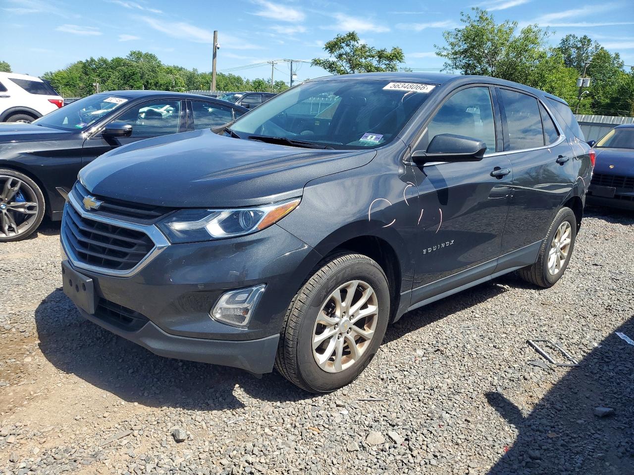 Salvage Chevrolet Equinox Image