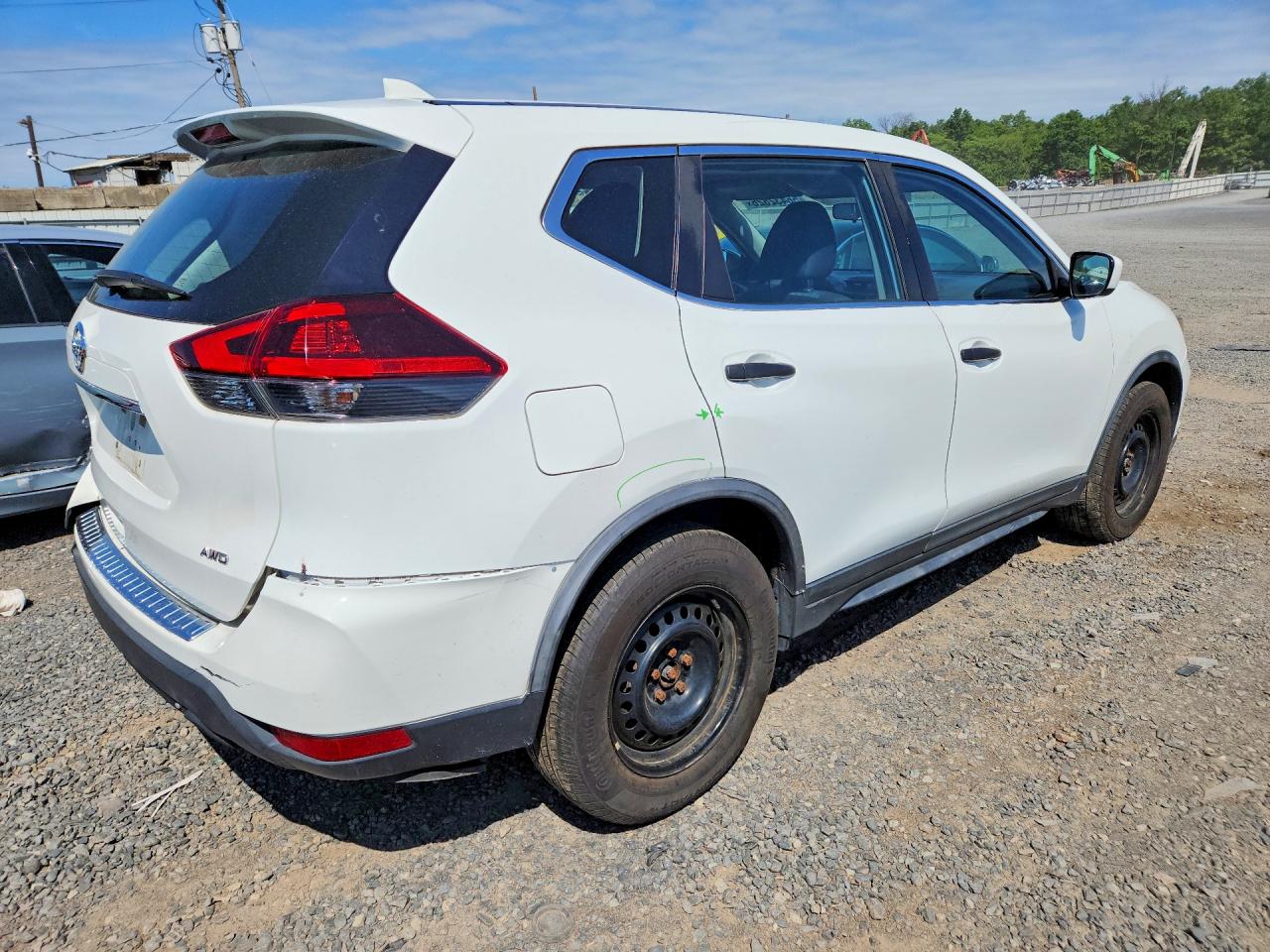 Nissan Rogue S