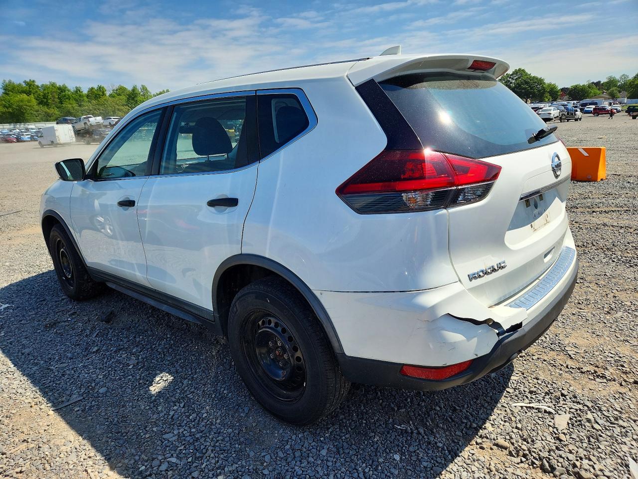 Nissan Rogue S