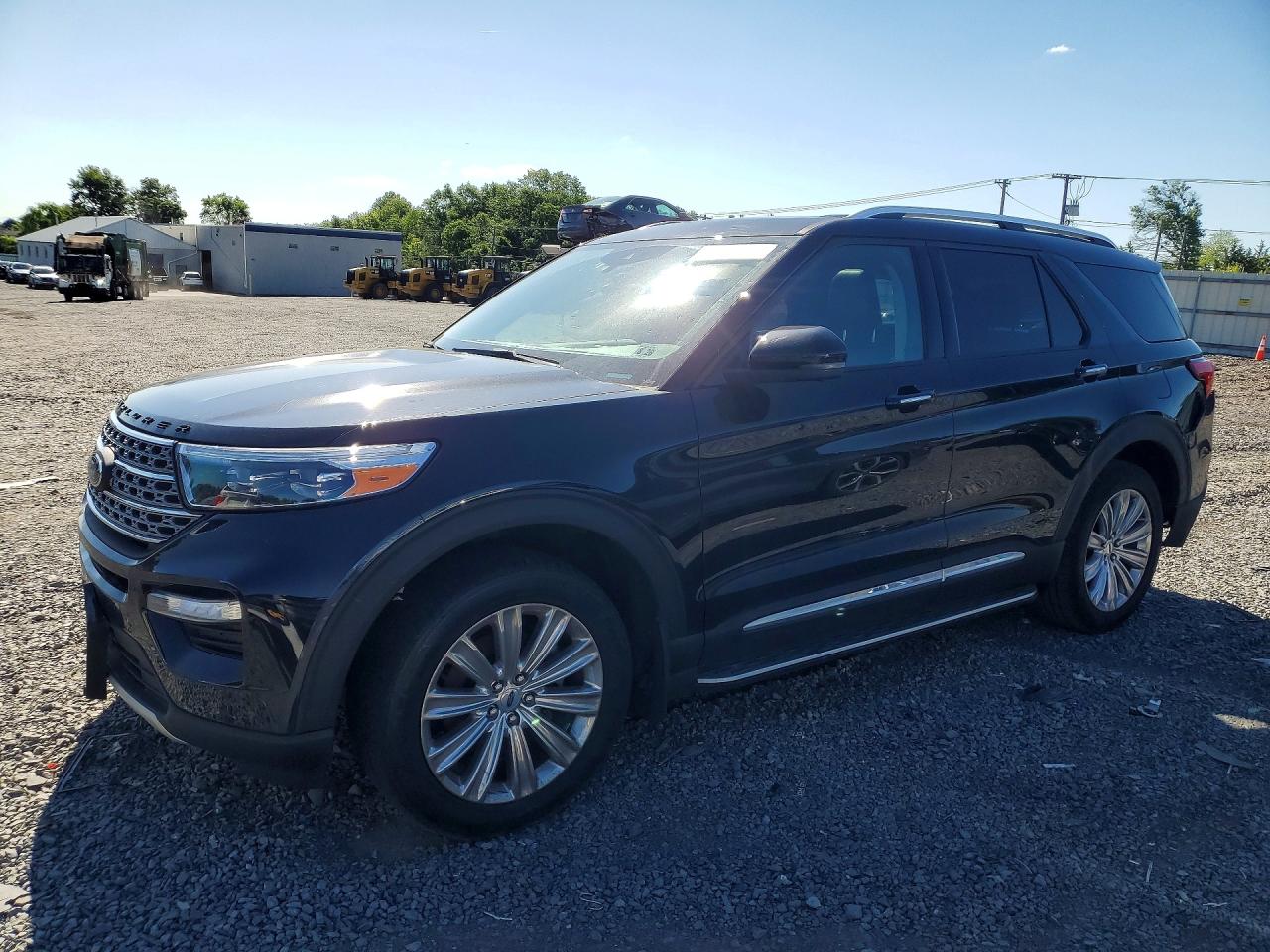 Salvage Ford Explorer Image
