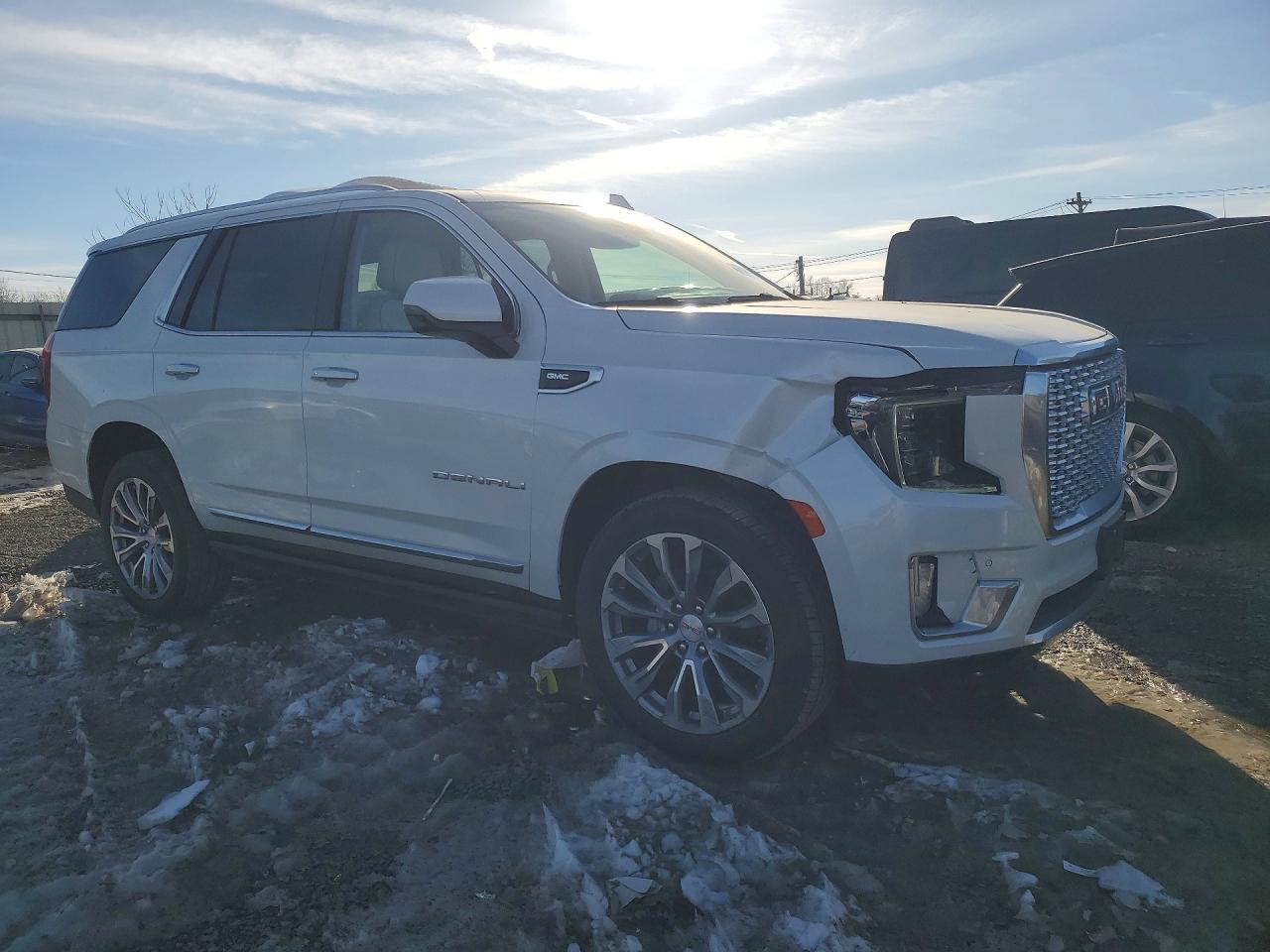 GMC Yukon Denali