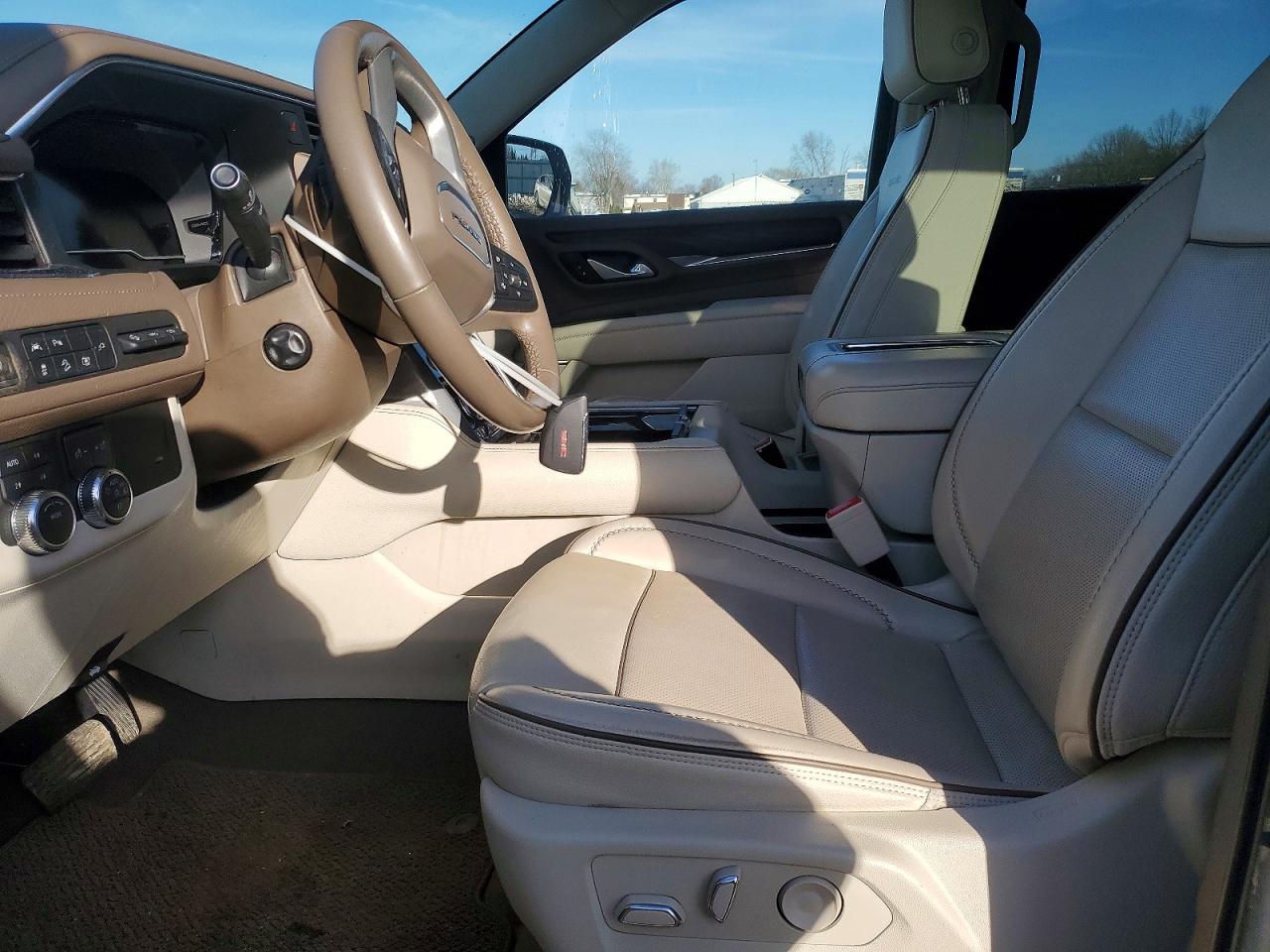 GMC Yukon Denali