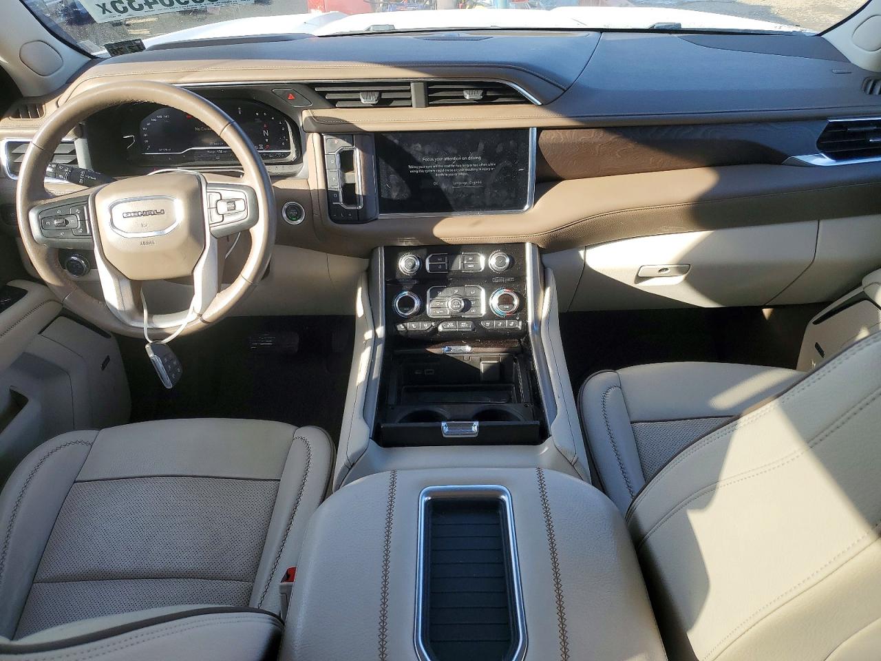GMC Yukon Denali