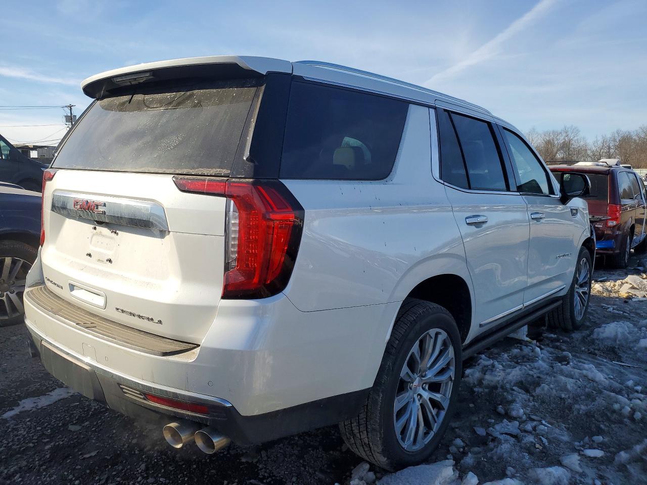 GMC Yukon Denali