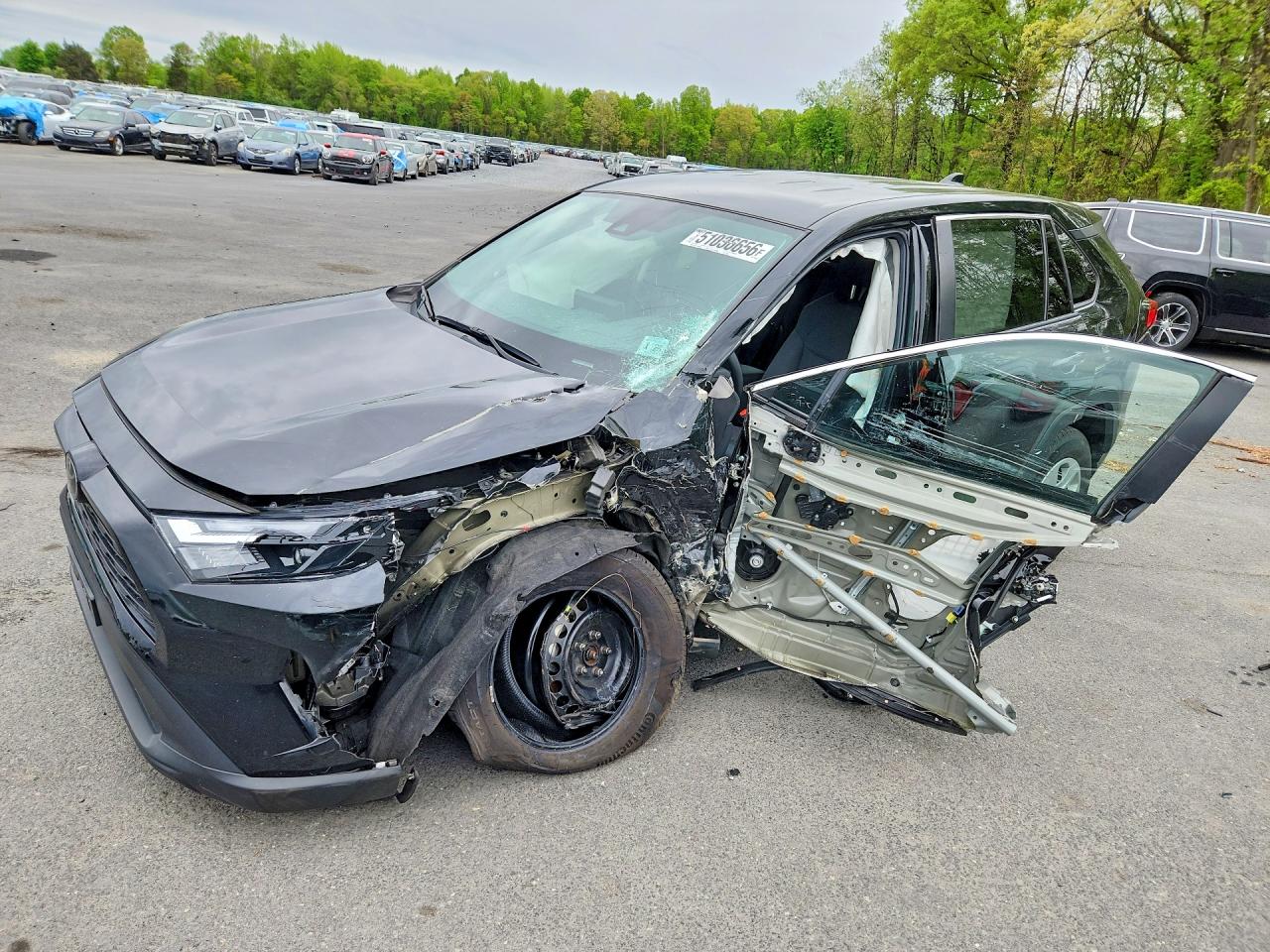 Salvage Toyota RAV4 Image