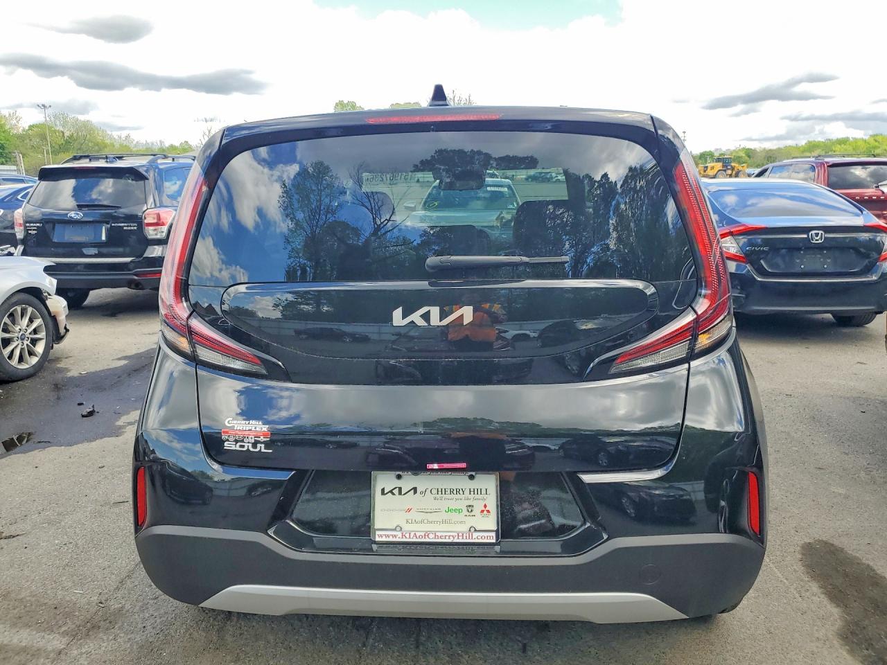 Kia Soul Lx