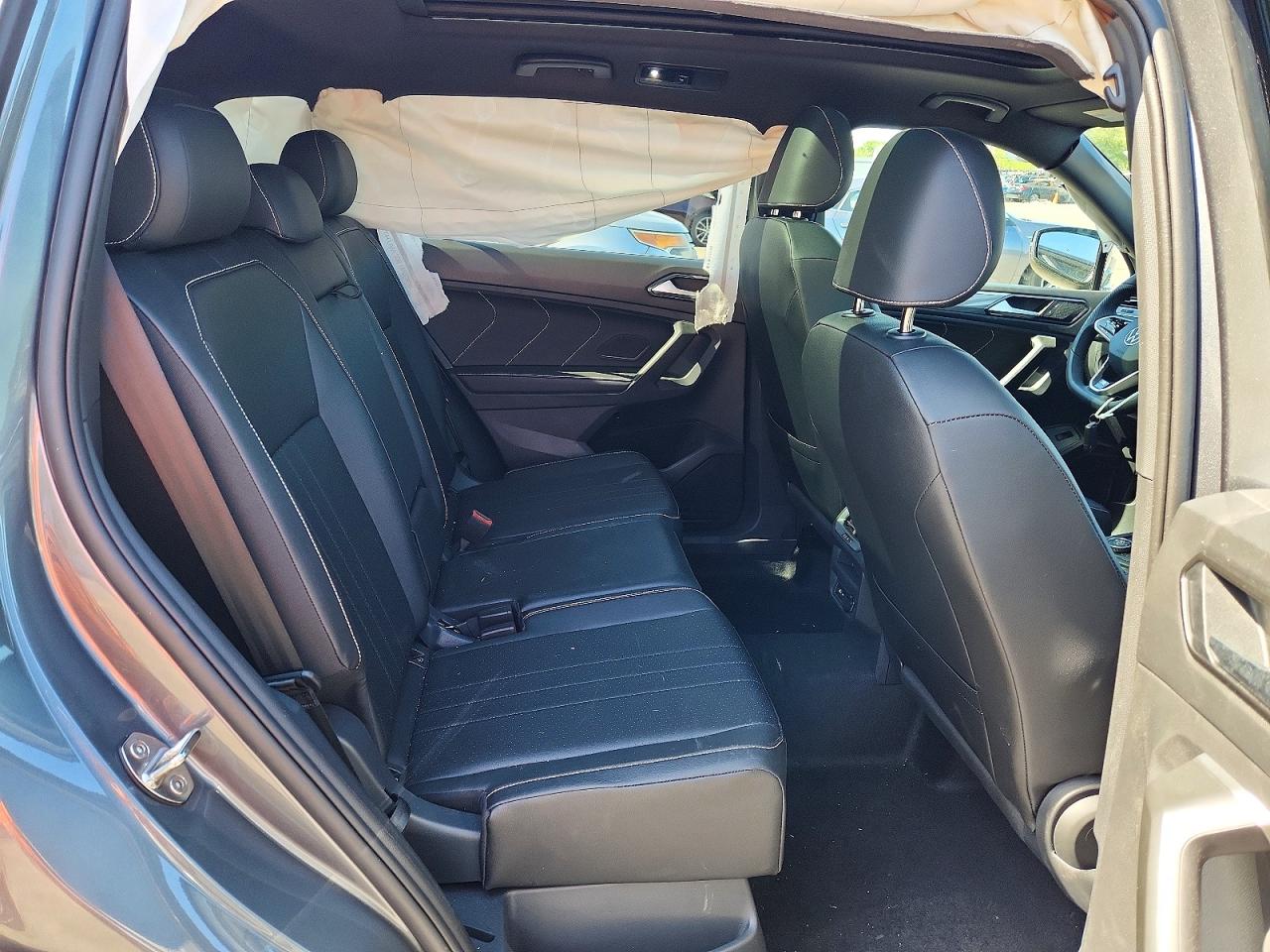 Volkswagen Tiguan Se R-line Black